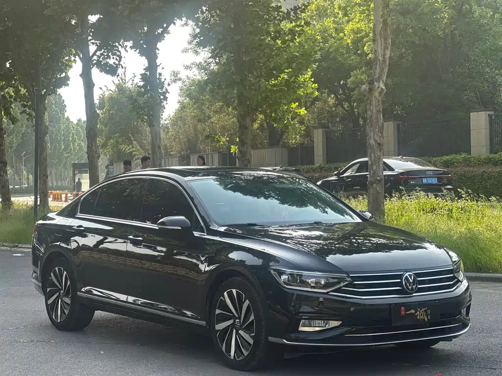 Magotan 2020 330TSI DSG leading model купить на сайте DeffCars