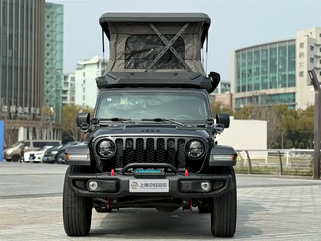 Gladiator 2023 3.6L Overland купить на сайте DeffCars