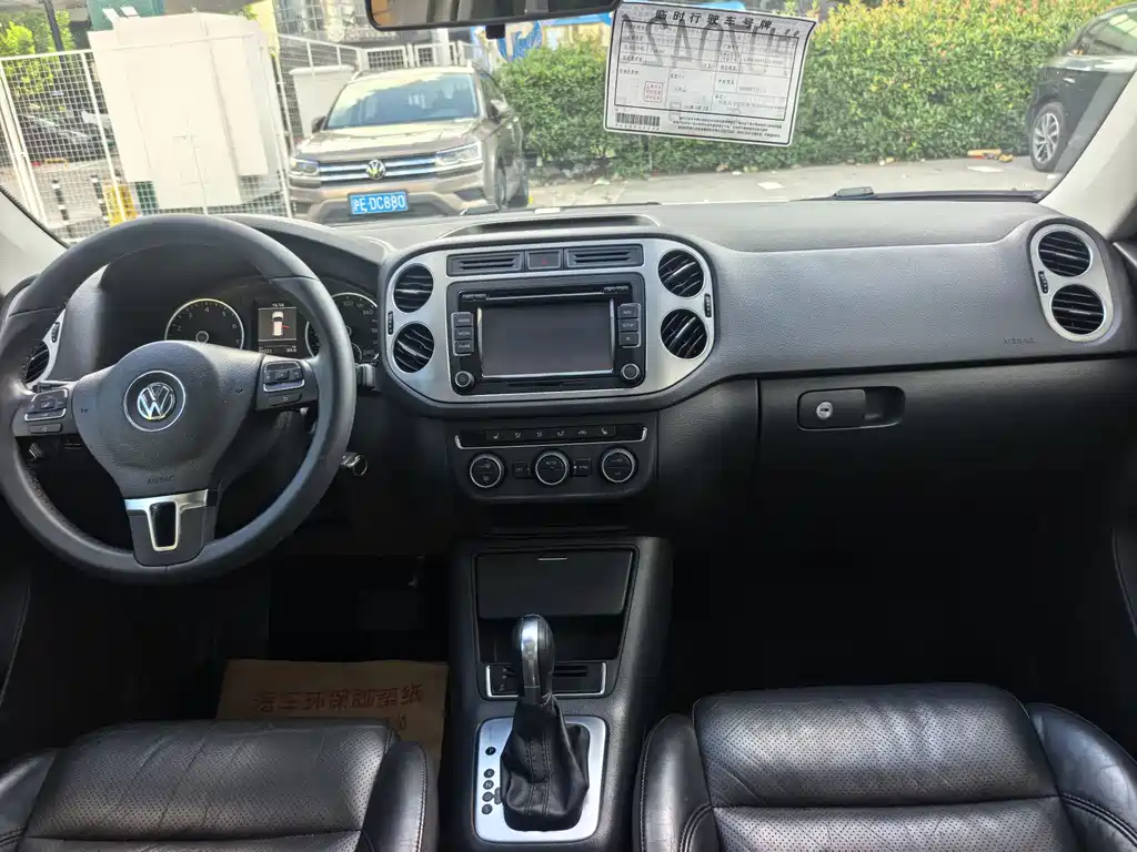 Tiguan 2013 1.8TSI automatic two-wheel drive luxury model купить на сайте DeffCars
