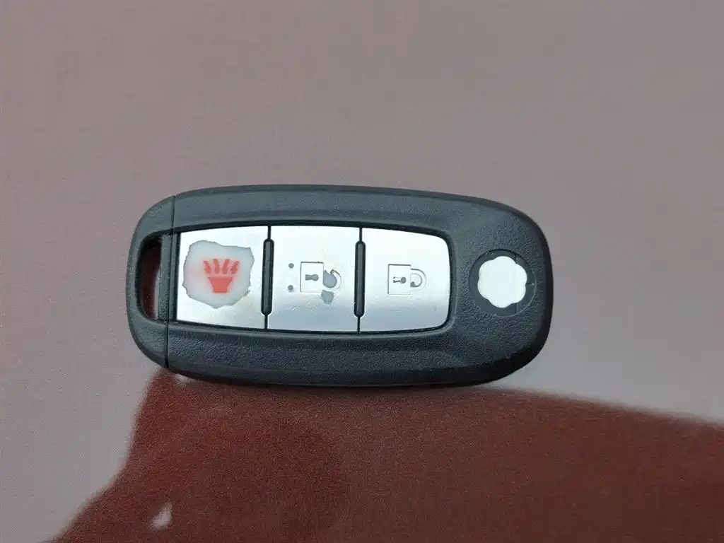 Venucia T70 2018 2.0L CVT Ruixiang Edition купить на сайте DeffCars