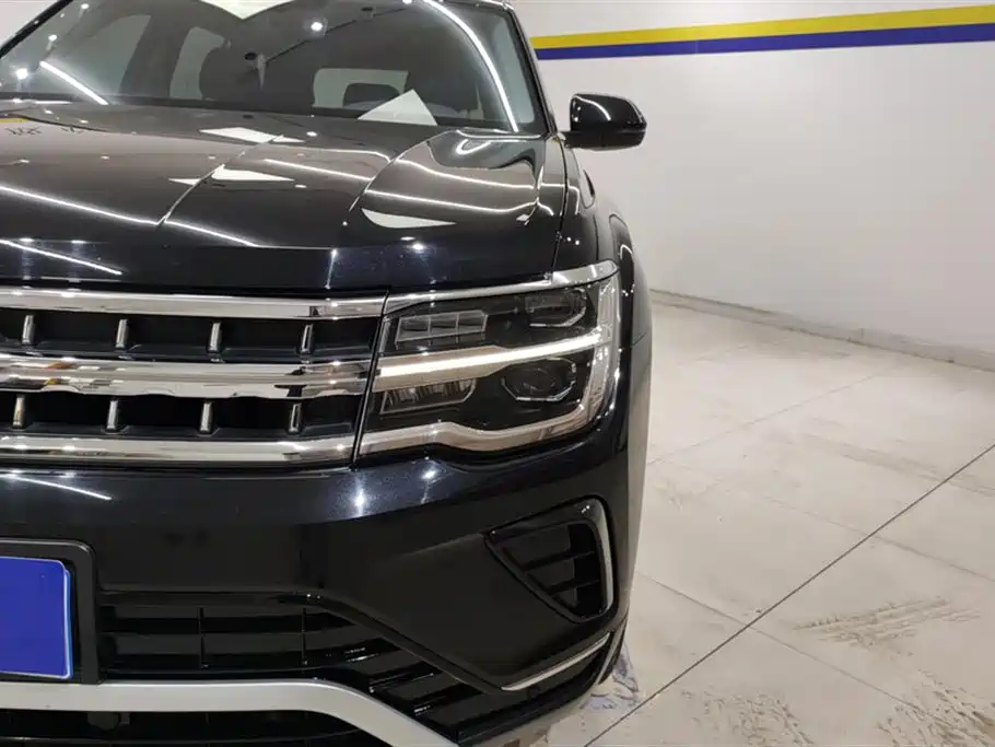 Touron 2021 380TSI four-wheel drive luxury version купить на сайте DeffCars