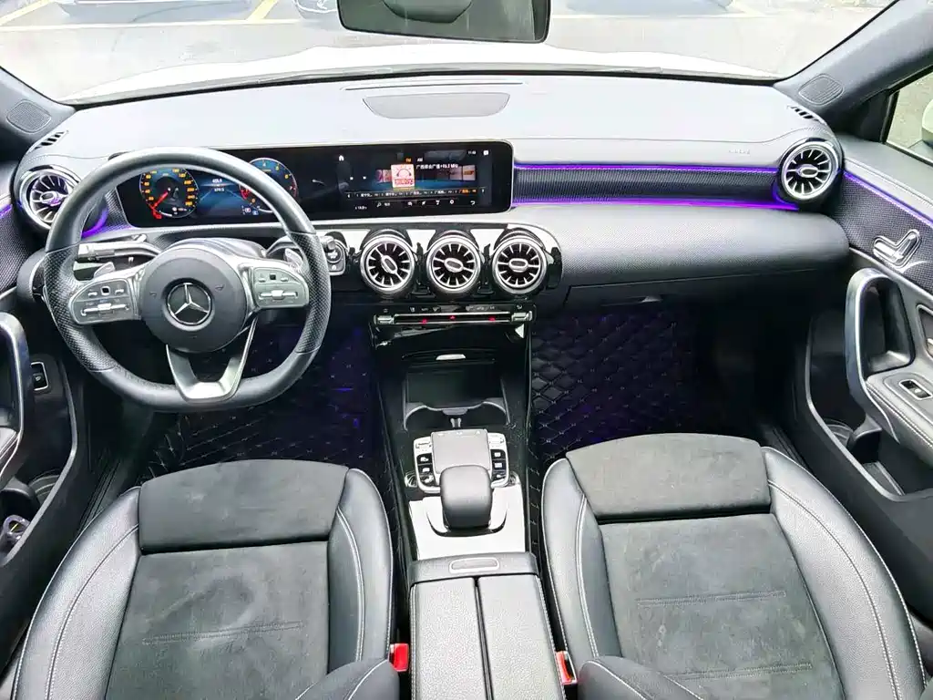 Mercedes-Benz A-Class 2020 A 200 L Sports Sedan купить на сайте DeffCars