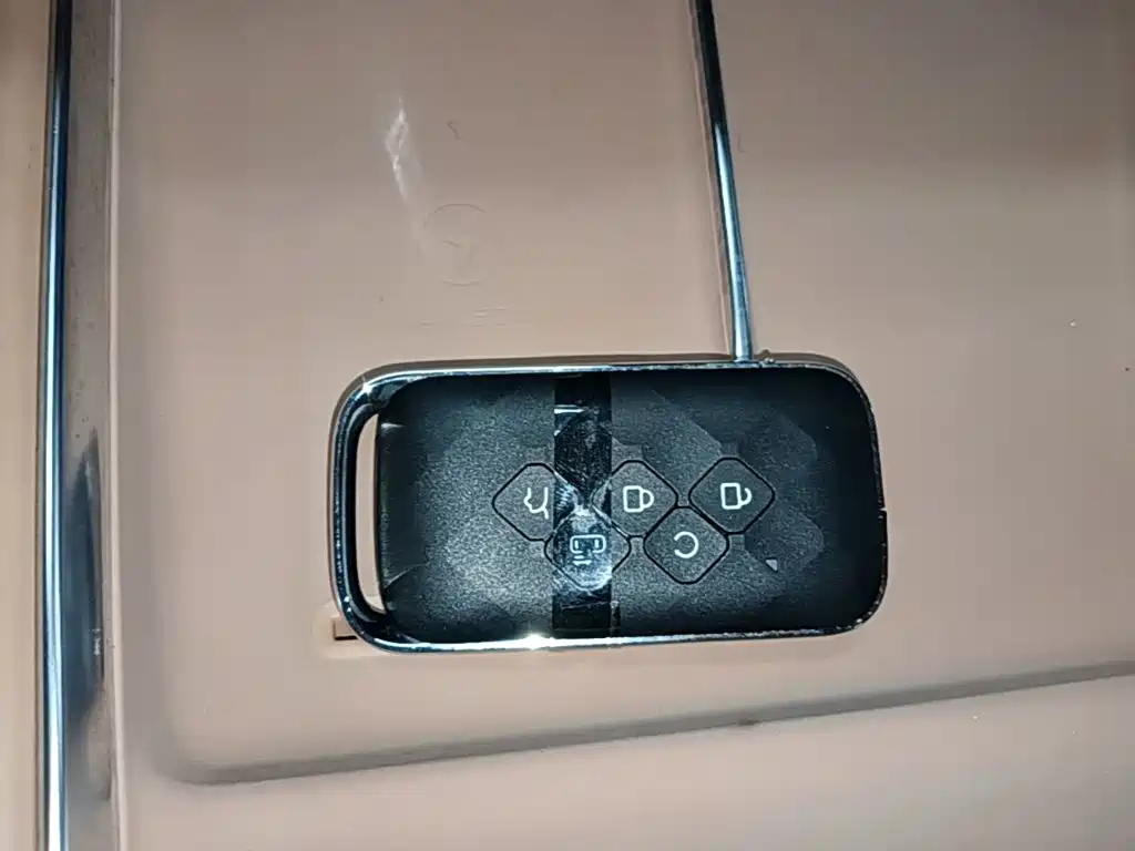 Starlight 730 New Energy 2025 plug-in hybrid 125km luxury model купить на сайте DeffCars