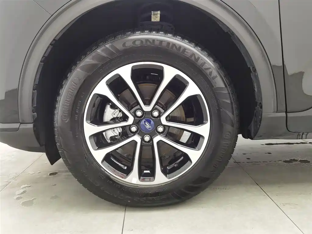Ruiji 2024 EcoBoost 245 two-wheel drive leisure model купить на сайте DeffCars