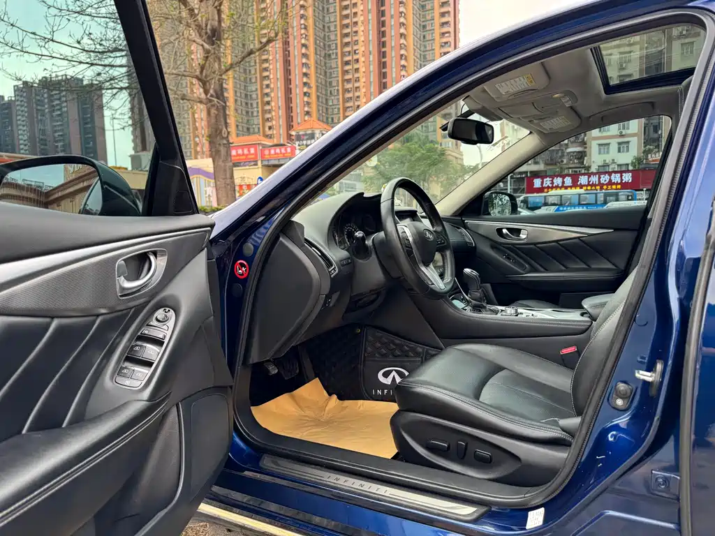 Infiniti Q50L 2018 2.0T Yixiang Edition National V купить на сайте DeffCars