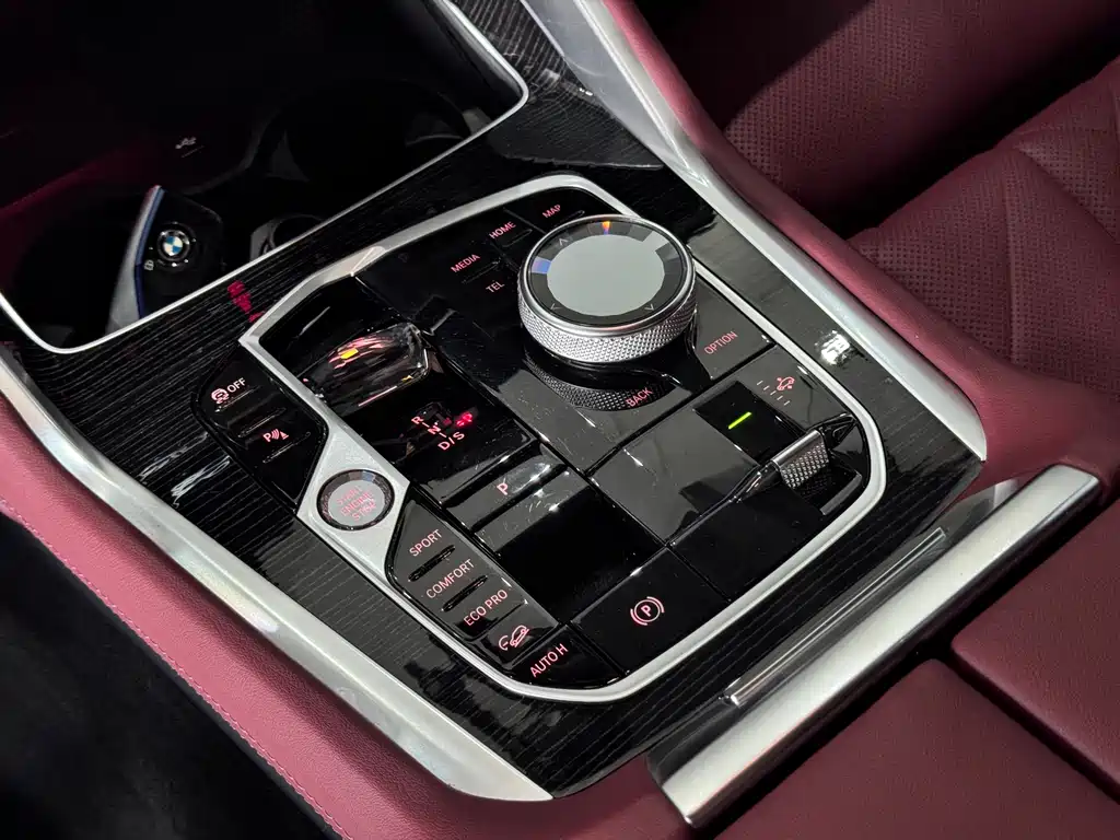 BMW X6 2023 xDrive40i M Sports Package купить на сайте DeffCars