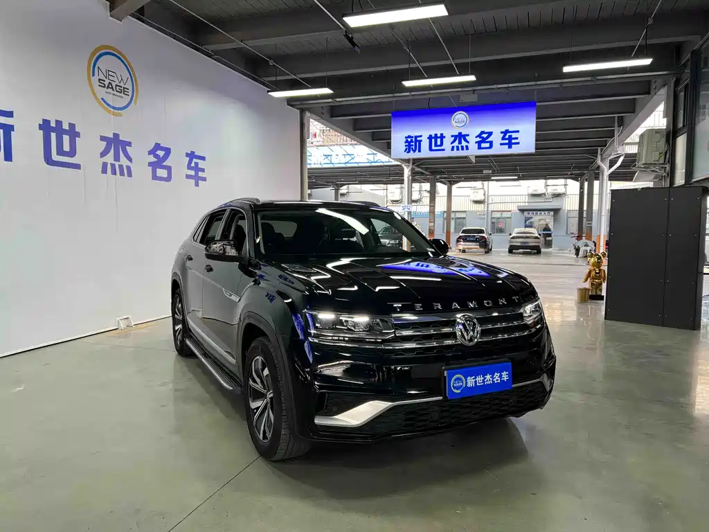 Touron 2020 Touron X facelift 380TSI four-wheel drive luxury version купить на сайте DeffCars