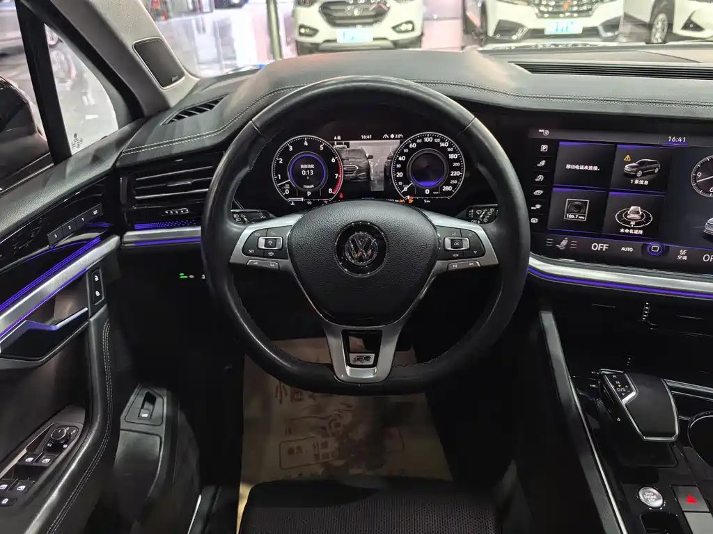 Touareg 2019 3.0TSI Ruizhi Edition National VI купить на сайте DeffCars