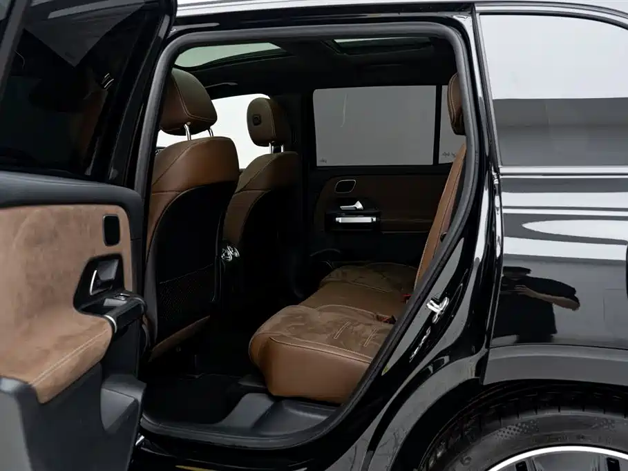 Mercedes-Benz GLB AMG 2024 AMG GLB 35 4MATIC купить на сайте DeffCars