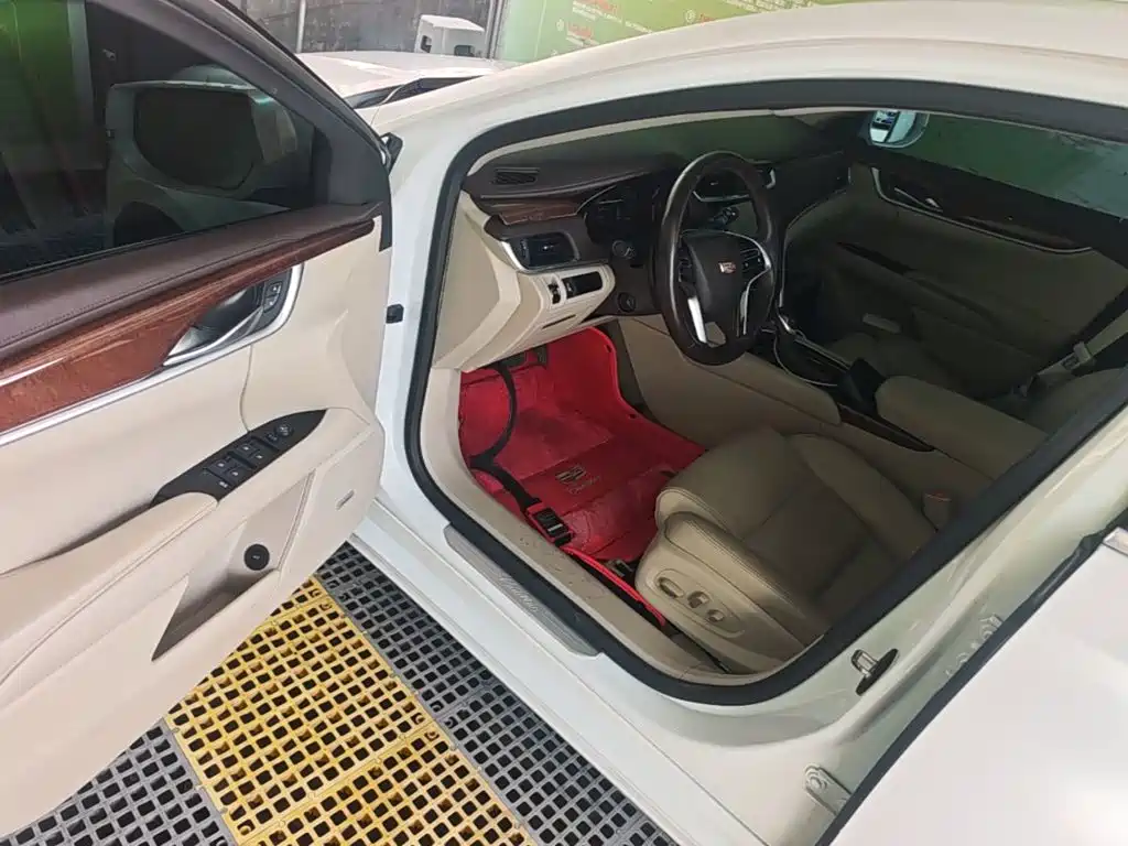 Cadillac XTS 2017 28T Elite купить на сайте DeffCars
