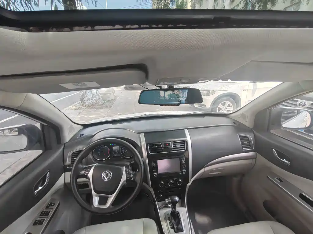 Fengxing S500 (Forthing S500) 2016 model 1.6L CVT exclusive купить на сайте DeffCars
