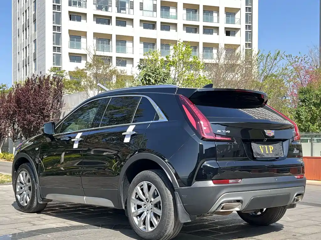 Cadillac XT4 2022 28T two-wheel drive luxury model купить на сайте DeffCars