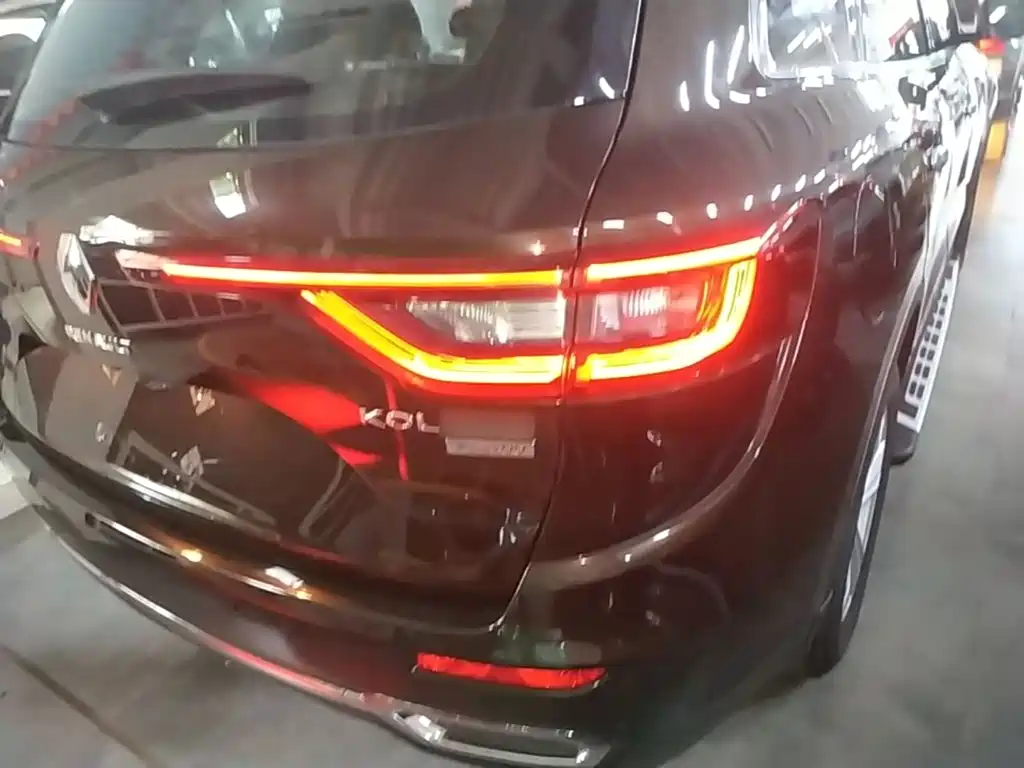 Koleos 2018 2.0L two-wheel drive leading version купить на сайте DeffCars