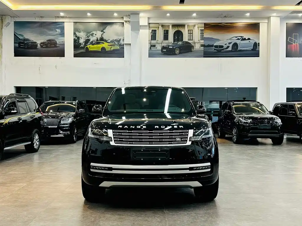 Range Rover 2024 3.0 L6 400PS Genesis Extended Edition купить на сайте DeffCars