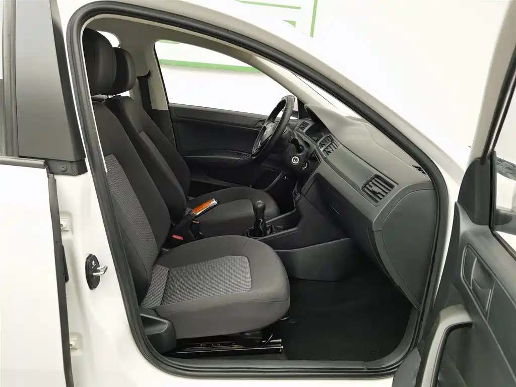 Santana 2019 1.5L Manual Fashion Edition National VI купить на сайте DeffCars