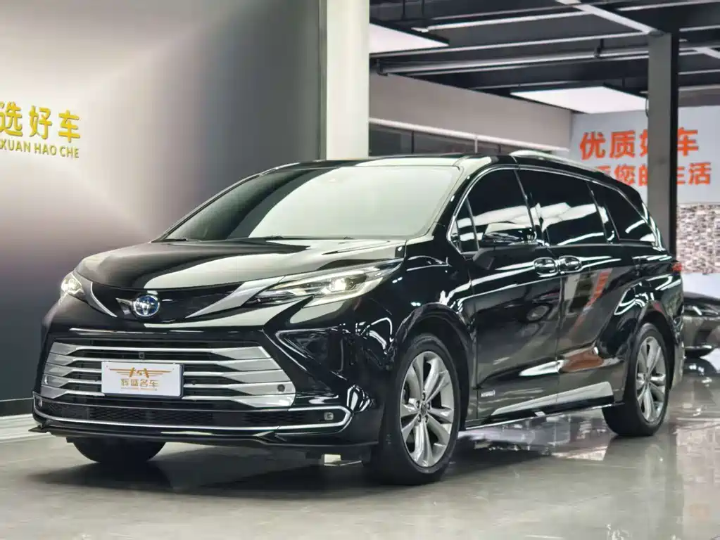 SIENNA 2023 2.5L Hybrid Platinum Edition купить на сайте DeffCars