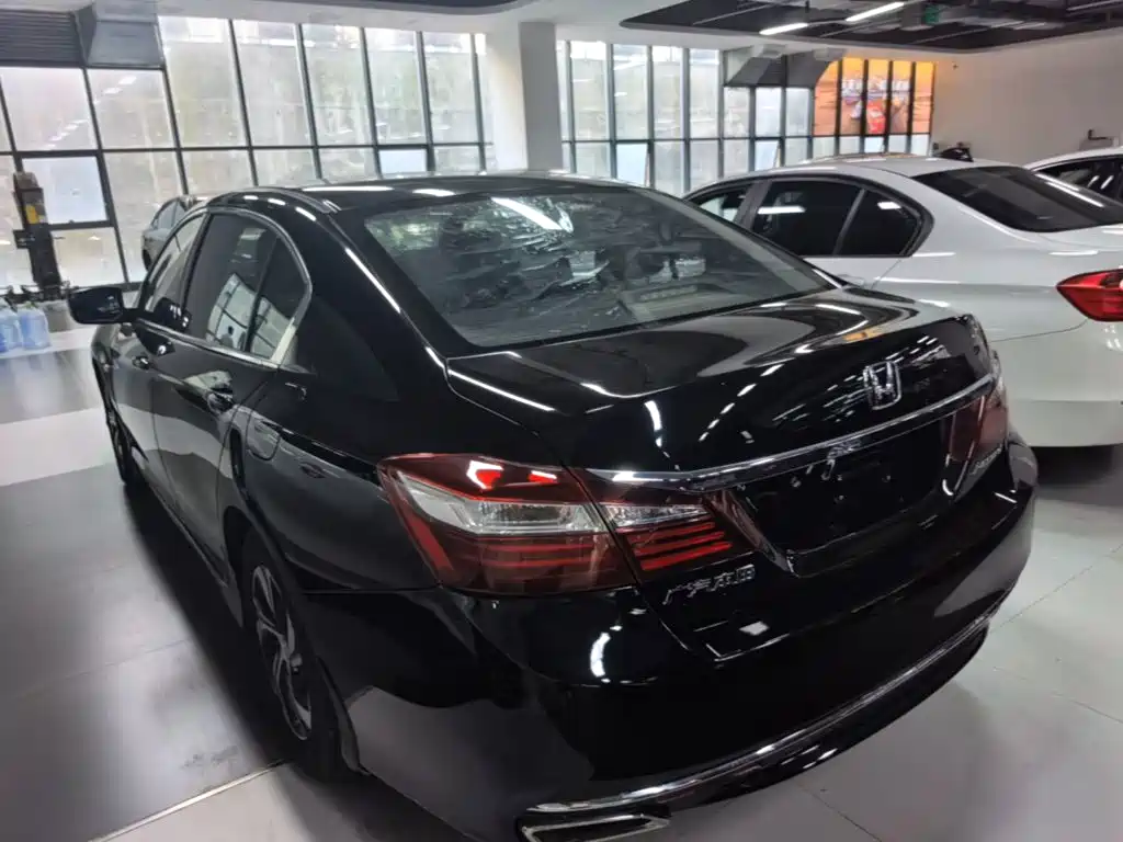Accord 2016 2.0L Comfort Edition купить на сайте DeffCars