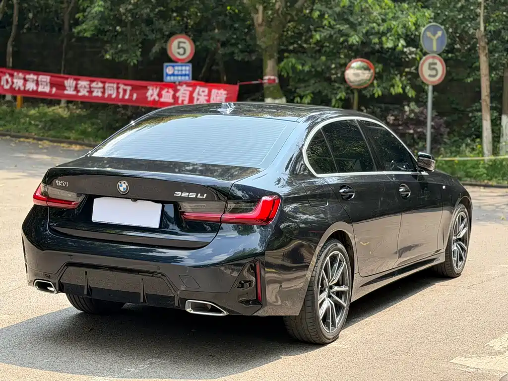 BMW 3 Series 2025 325Li M Sports Package купить на сайте DeffCars