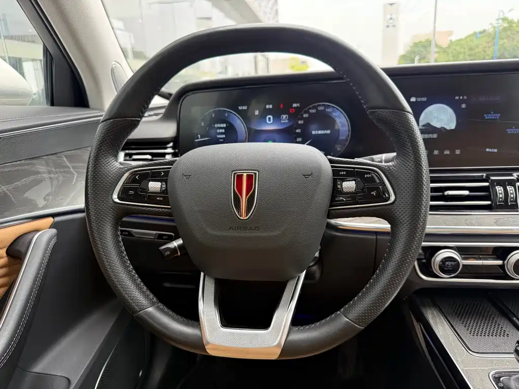 Hongqi HS5 2023 2.0T four-wheel drive flag collar Pro version купить на сайте DeffCars