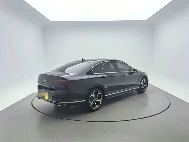 Magotan 2025 model 330TSI DSG luxury model купить на сайте DeffCars