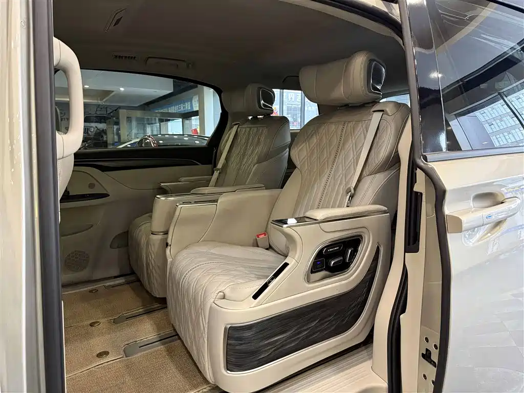 Buick GL8 2021 ES Lu Zun 653T Comfort Type купить на сайте DeffCars