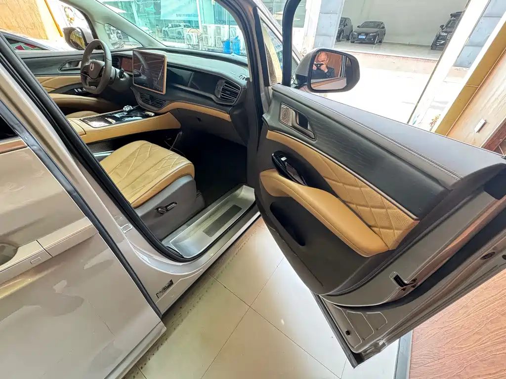 Denza D9 2022 DM-i 970 four-wheel drive flagship model купить на сайте DeffCars