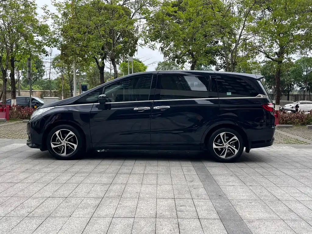 Odyssey 2017 2.4L Deluxe Edition купить на сайте DeffCars