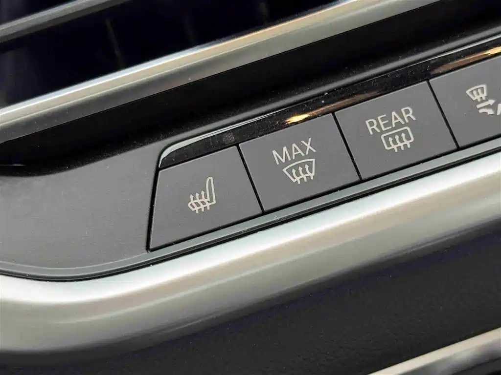 BMW X5 New Energy (Imported) 2020 xDrive45e M Sports Package купить на сайте DeffCars