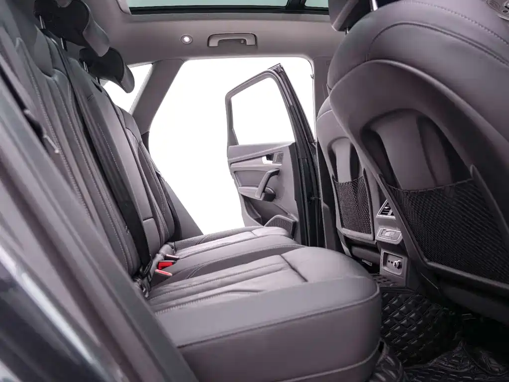 Audi Q5L 2022 facelift 45T luxury and dynamic model купить на сайте DeffCars