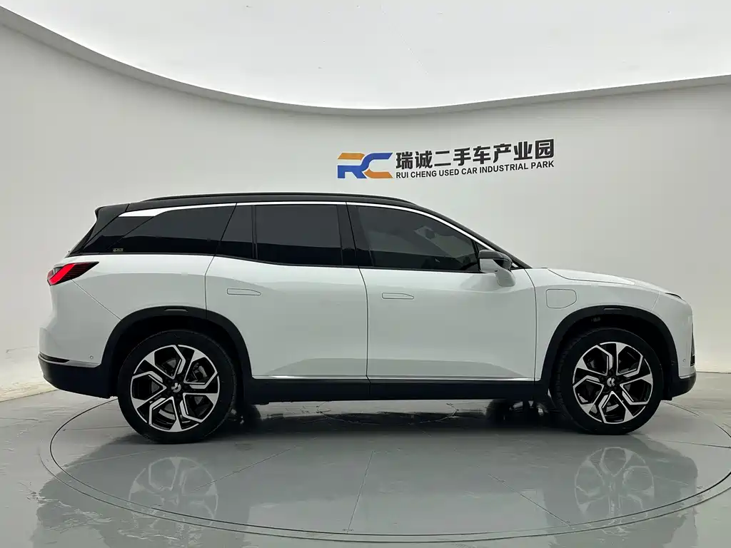 NIO ES8 2020 580KM six-seater version купить на сайте DeffCars