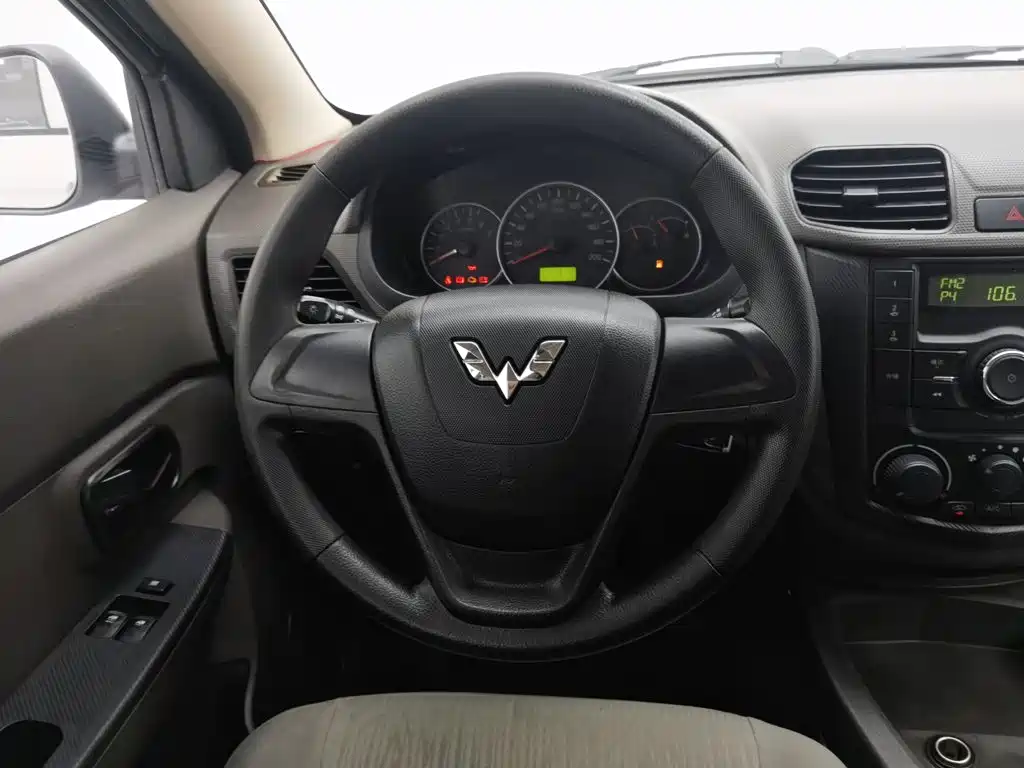 Wuling Hongguang 2018 1.5L Classic S Basic Model купить на сайте DeffCars