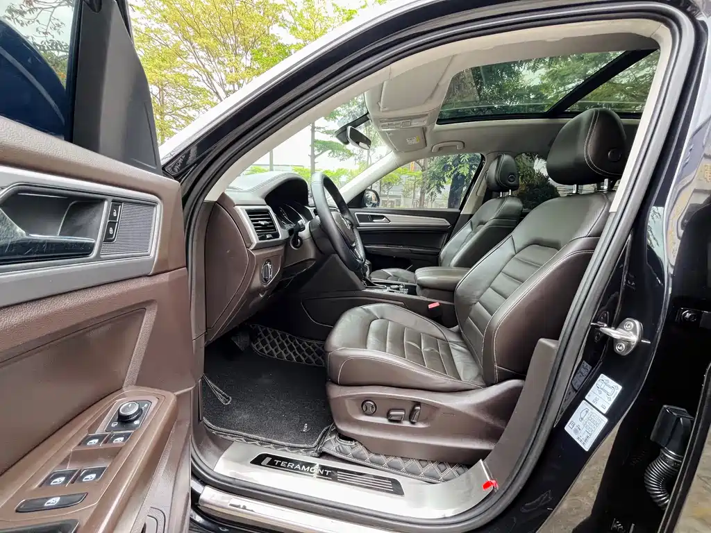 Touron 2017 530 V6 four-wheel drive luxury version купить на сайте DeffCars