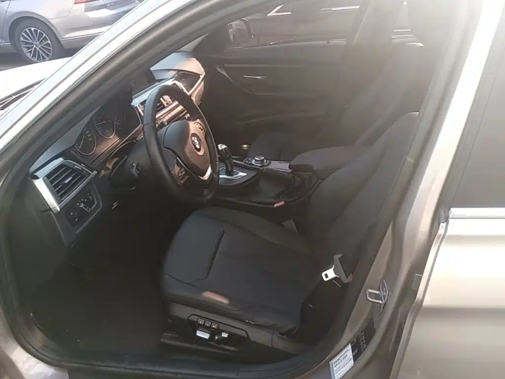 BMW 3 Series 2016 320Li Fashion Model купить на сайте DeffCars
