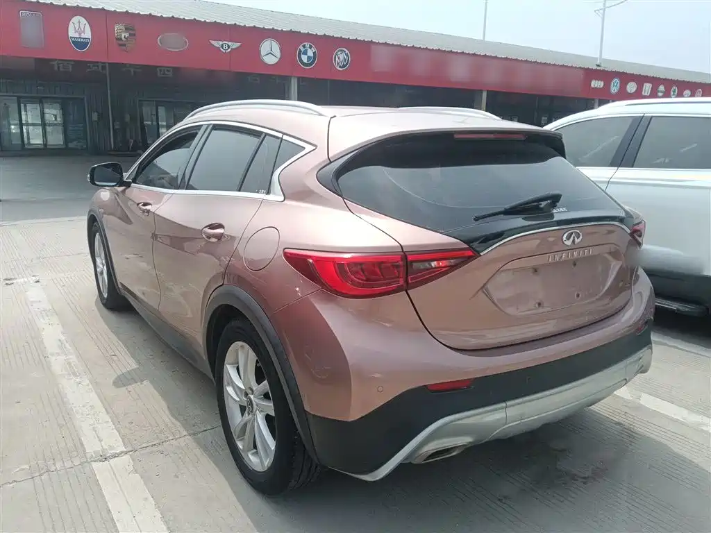 Infiniti QX30 2017 1.6T two-wheel drive fashion version купить на сайте DeffCars