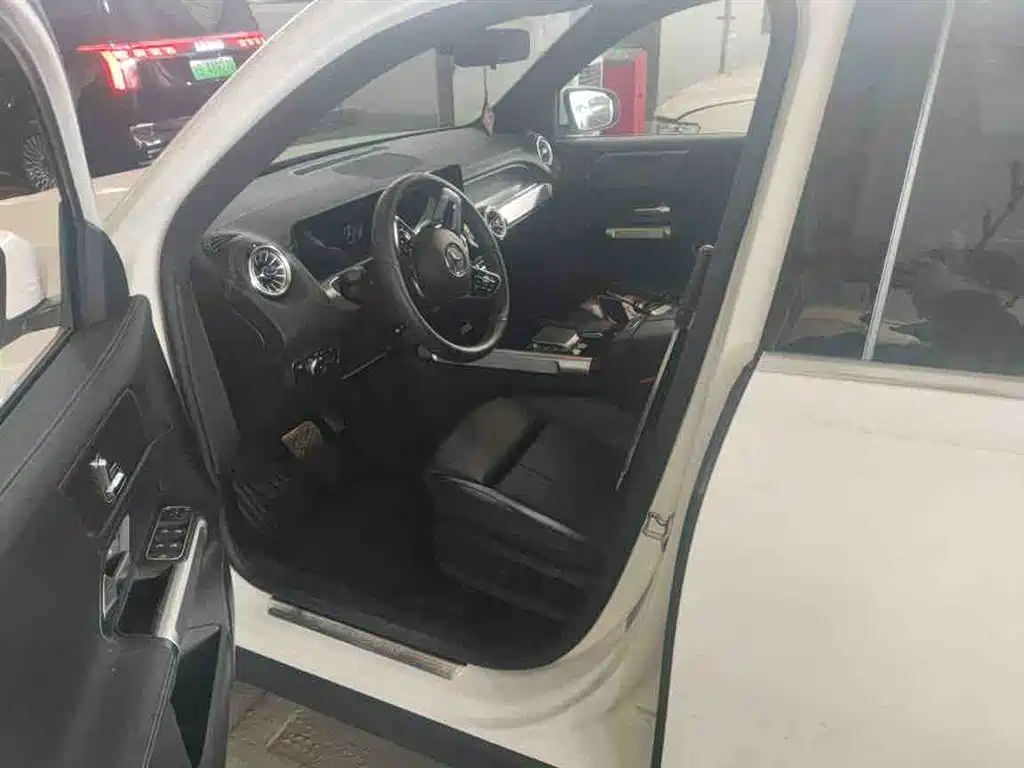 Mercedes-Benz GLB 2022 facelift GLB 200 fashion model купить на сайте DeffCars