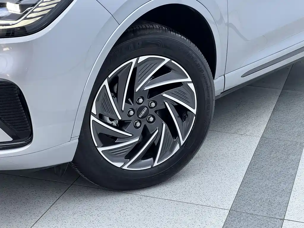 Adventurer 2024 1.5T two-wheel drive exclusive hybrid version купить на сайте DeffCars