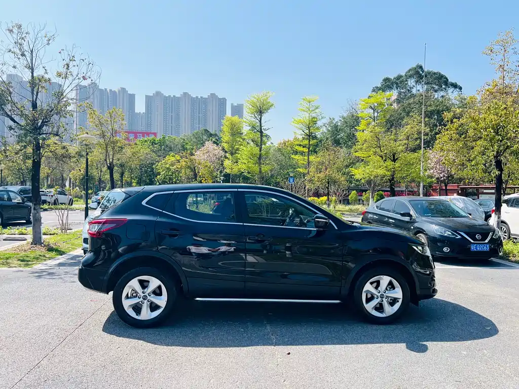 Qashqai 2023 Classic 2.0L CVT XV Comfort Edition купить на сайте DeffCars