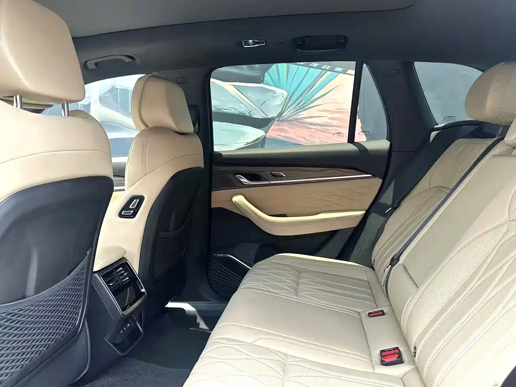 Xingyue L (Monjaro) 2025 Dongfang Yao 2.0TD automatic four-wheel drive version купить на сайте DeffCars