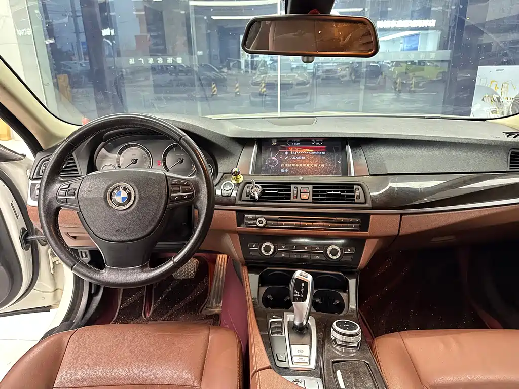 BMW 5 Series 2014 525Li Stylish Design Package купить на сайте DeffCars