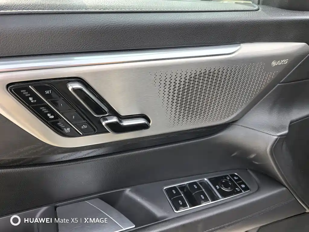 Cadillac CT6 2023 28T Fashion Model купить на сайте DeffCars