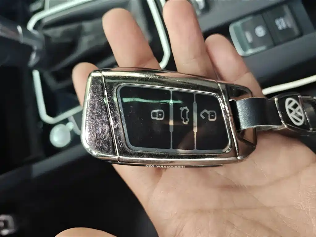 FAW-Volkswagen CC 2021 380TSI eye-catching version купить на сайте DeffCars