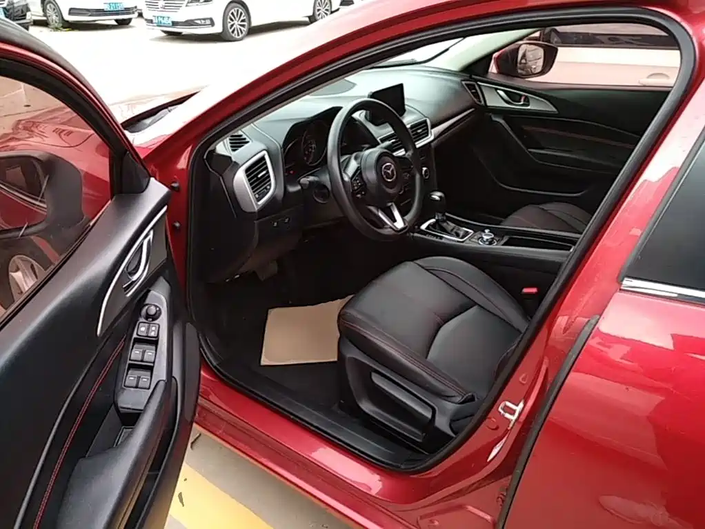 Mazda3 Angkesela 2017 sedan 1.5L automatic luxury model National V купить на сайте DeffCars