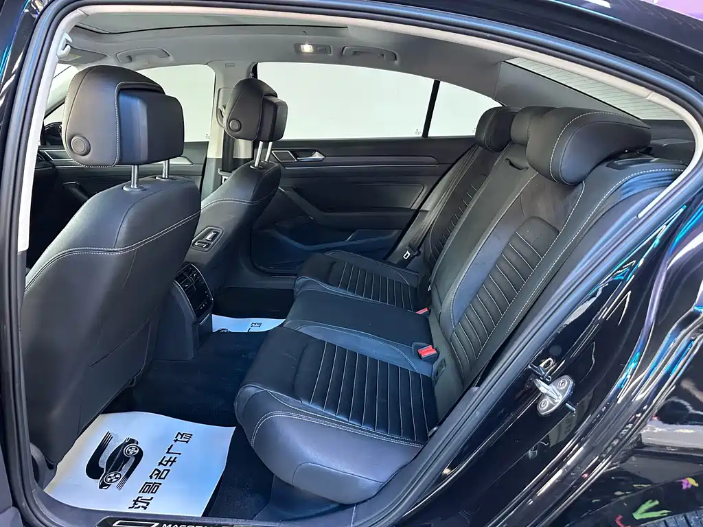 Magotan 2020 330TSI DSG leading model купить на сайте DeffCars