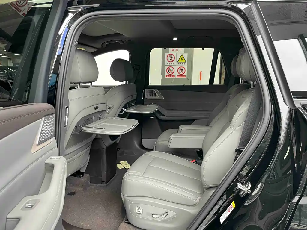 Denza N8L 2025 Honor model купить на сайте DeffCars