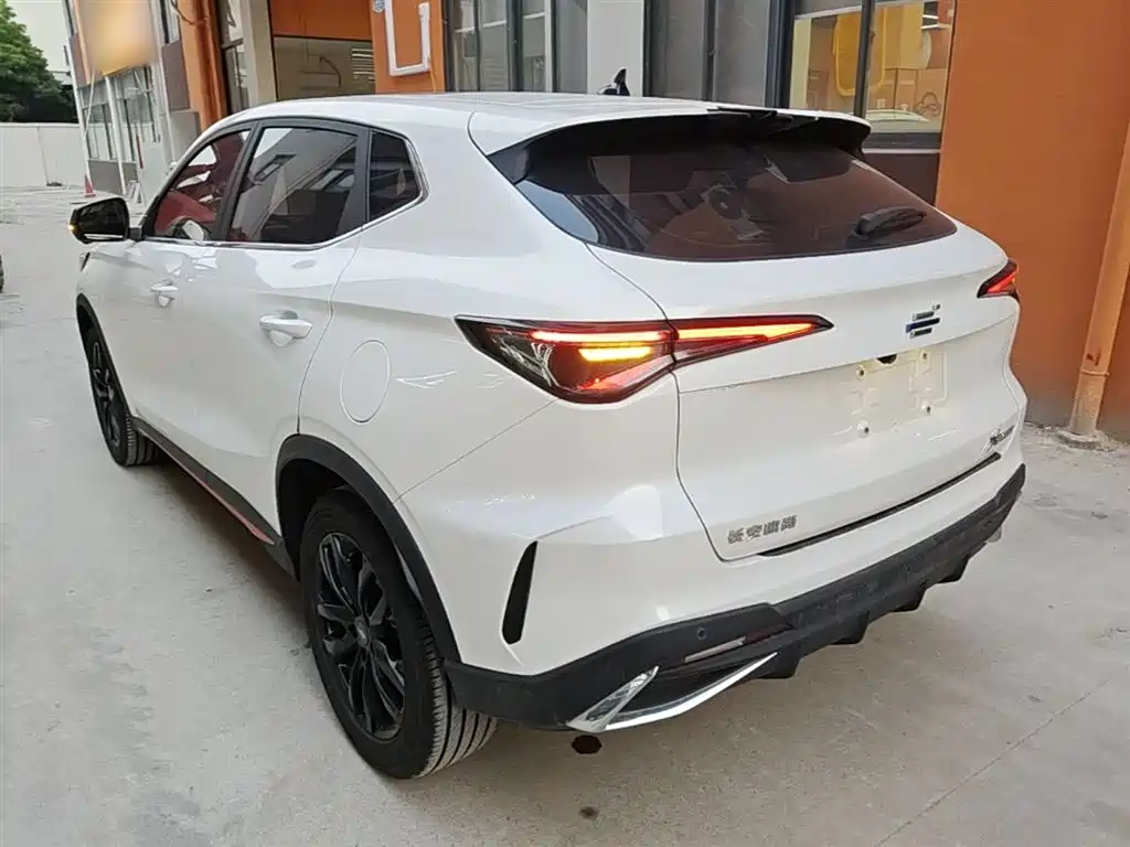 Changan Auchan X5 PLUS 2023 facelift 1.5T DCT Excellent model купить на сайте DeffCars