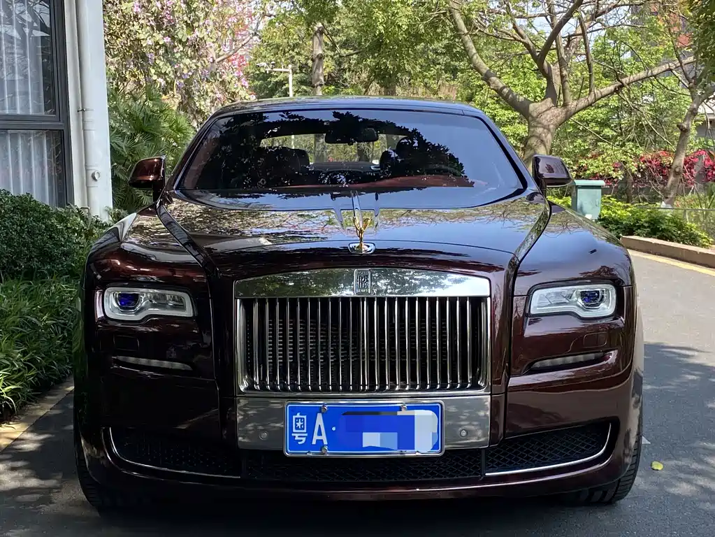 Ghost 2015 Series II Extended Edition купить на сайте DeffCars