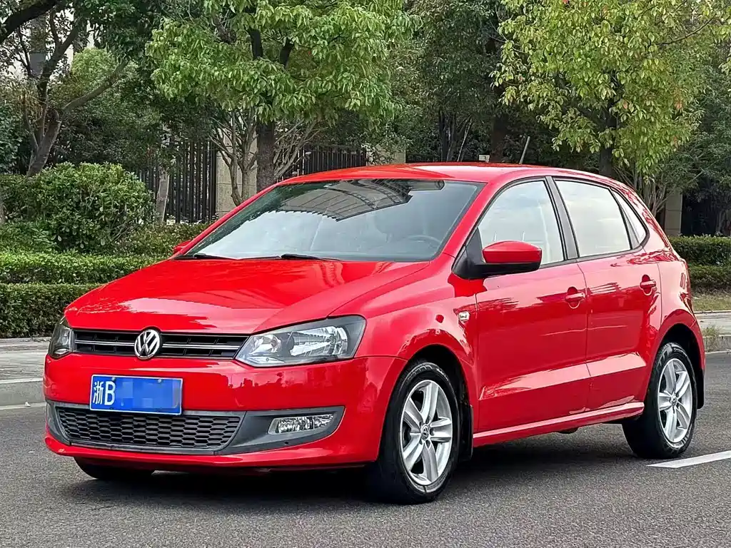 Polo 2011 1.6L automatic stylish version купить на сайте DeffCars