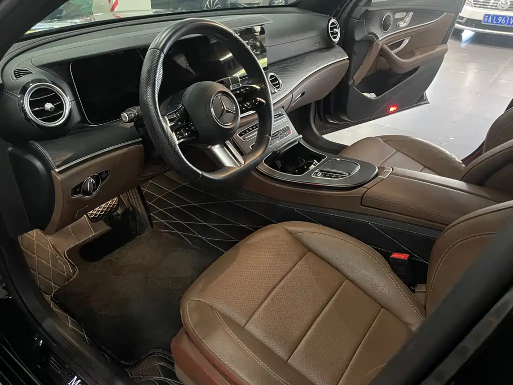 Mercedes-Benz E-Class 2023 E 300 L Sporty and Fashionable купить на сайте DeffCars