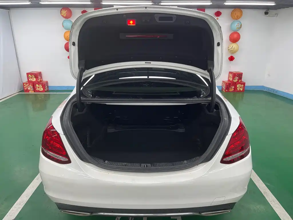 Mercedes C-Class 2015 Modified C 180L купить на сайте DeffCars