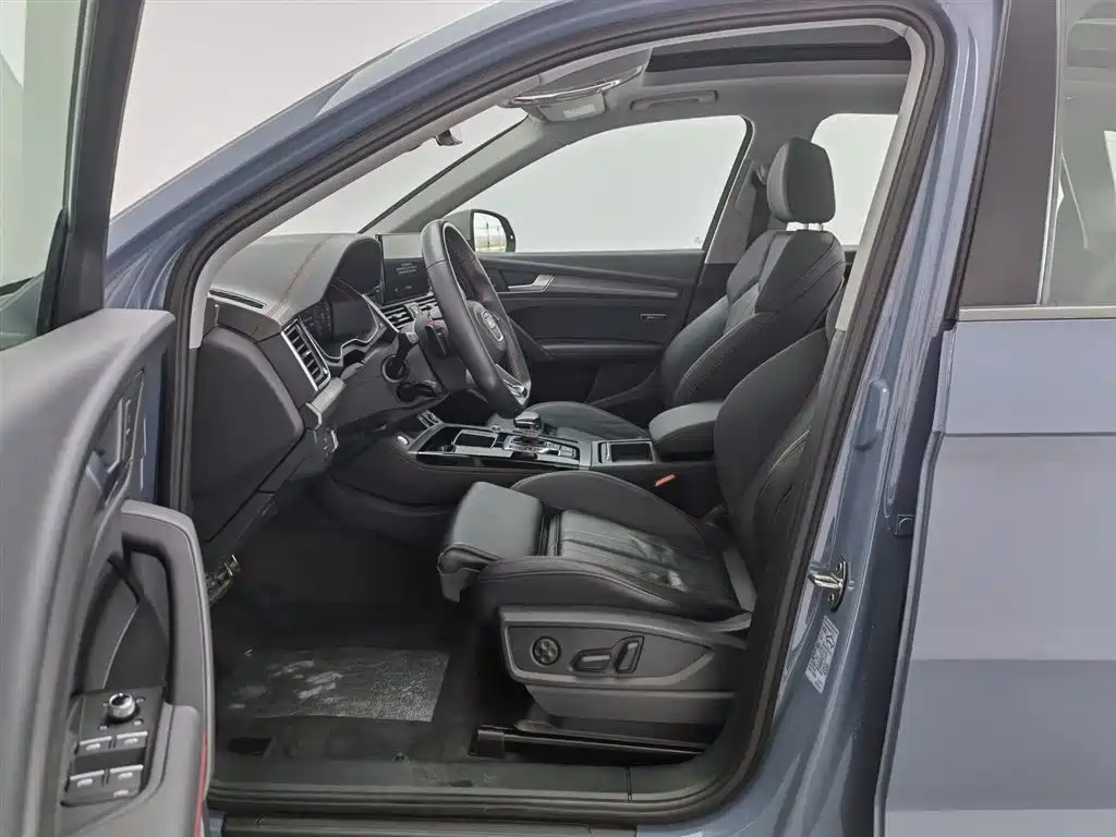 Audi Q5L 2022 40T RS Kit Burning Speed ​​Type купить на сайте DeffCars